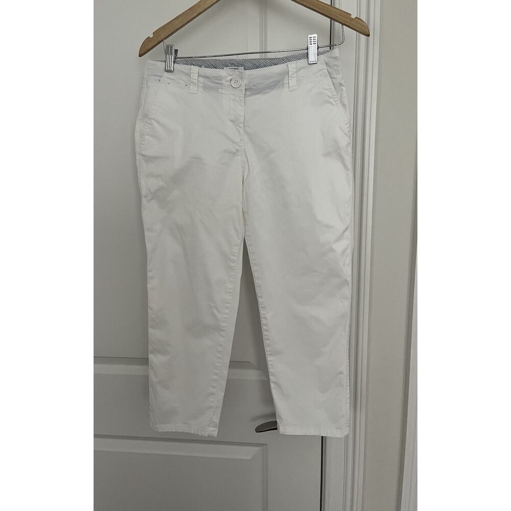 Crown & Ivy White Capri Pants Size 4P cotton